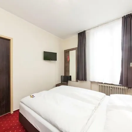 Hotel Leonet