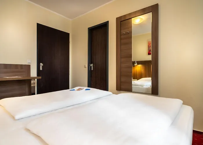 Leonet Hotel 3*