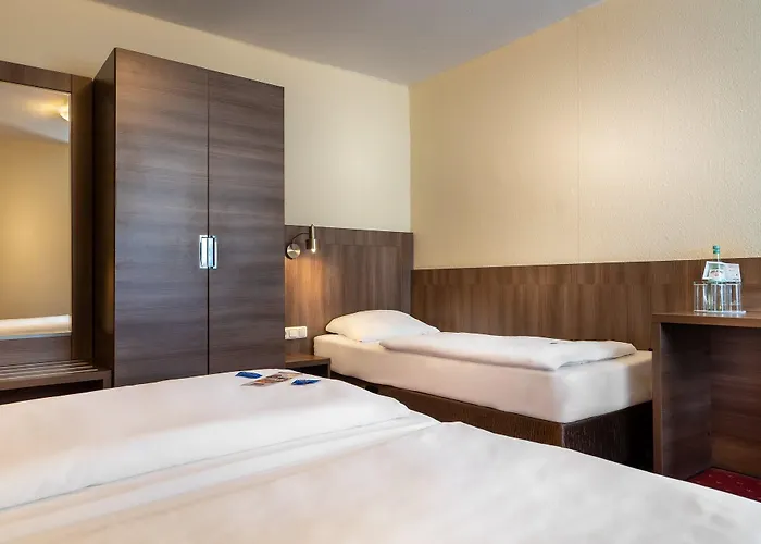 Leonet Hotel 3*