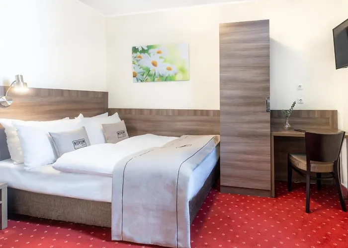 Hotel Leonet 3*