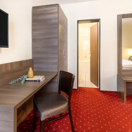 Novum Leonet Altstadt 3* Köln