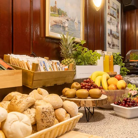 Hotel Leonet 3*