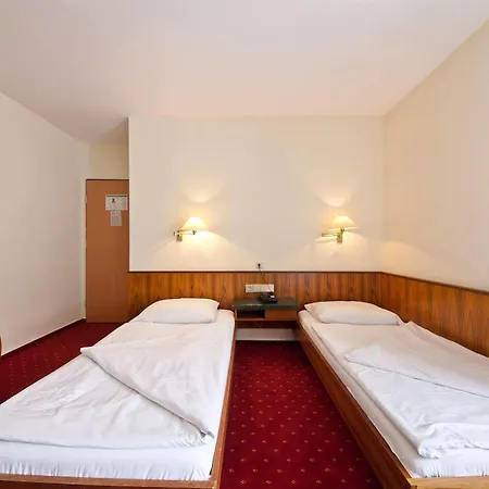 Novum Leonet Altstadt 3* Köln