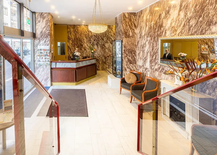 Leonet كولونيا