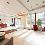 Leonet 3* Cologne